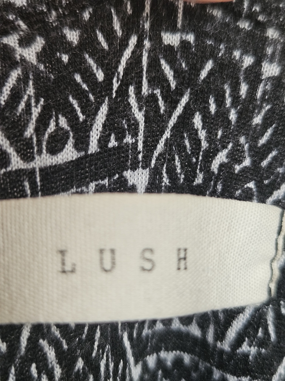 LUSH Maxi Dress – Black & White Geometric Print - Picture 8 of 12
